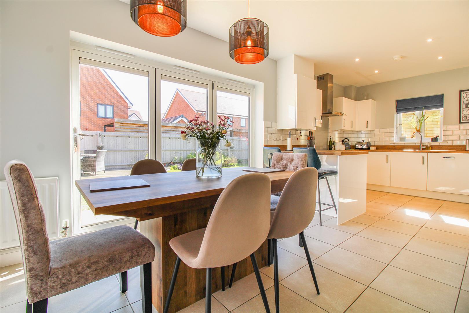 4 bed property in Gilbert Walk, Bedford